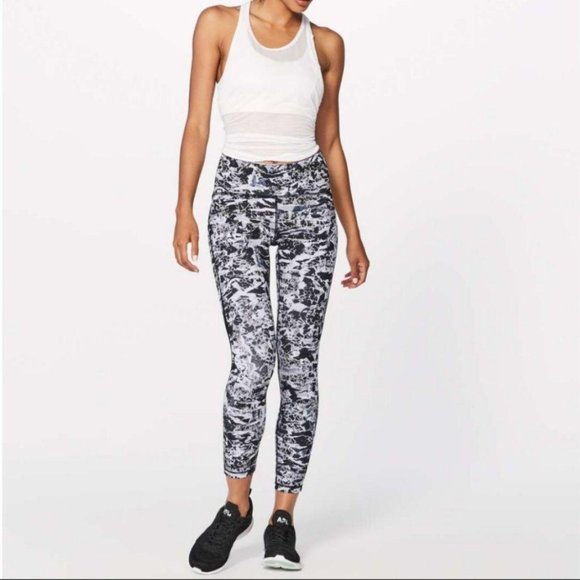 Lululemon train times Starlight Mesh leggings - Picture 2 of 12